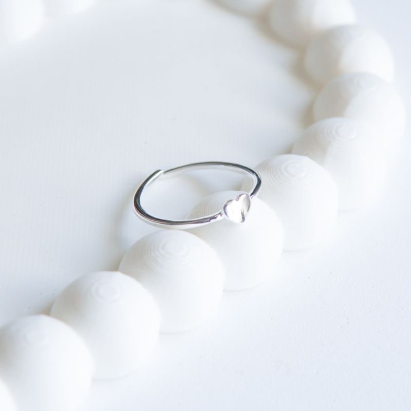 Anel coração regulável folheado a prata