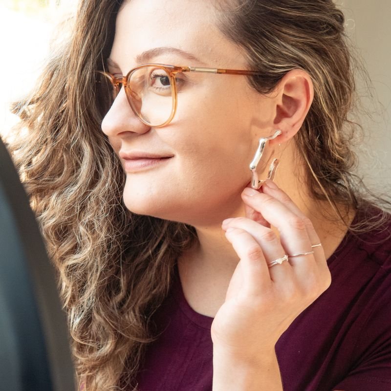 Anel Fé regulável folheado a prata