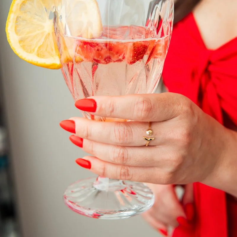 Anel fundo do mar regulável folheado a ouro 18k