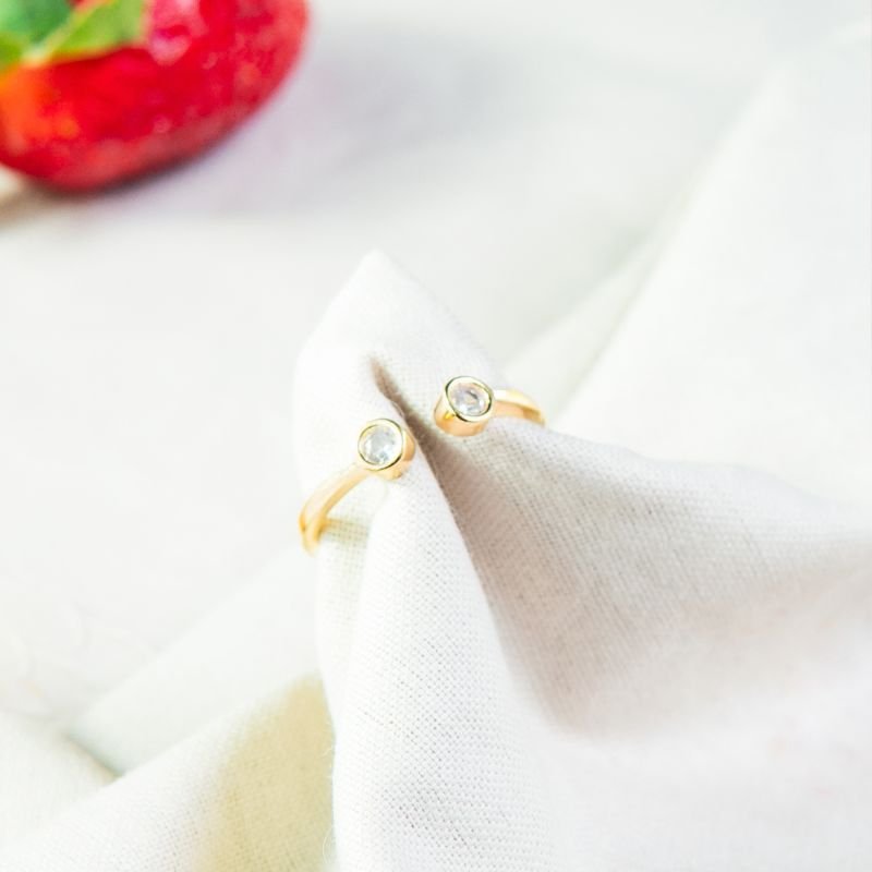 Anel pontos de luz regulável folheado a ouro 18k