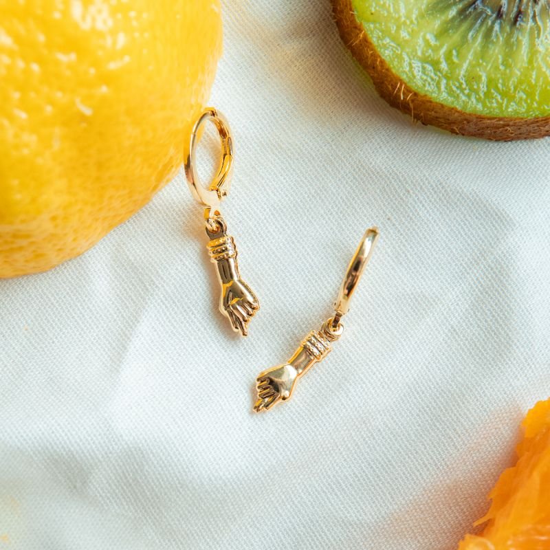 Argola figa folheada a ouro 18k