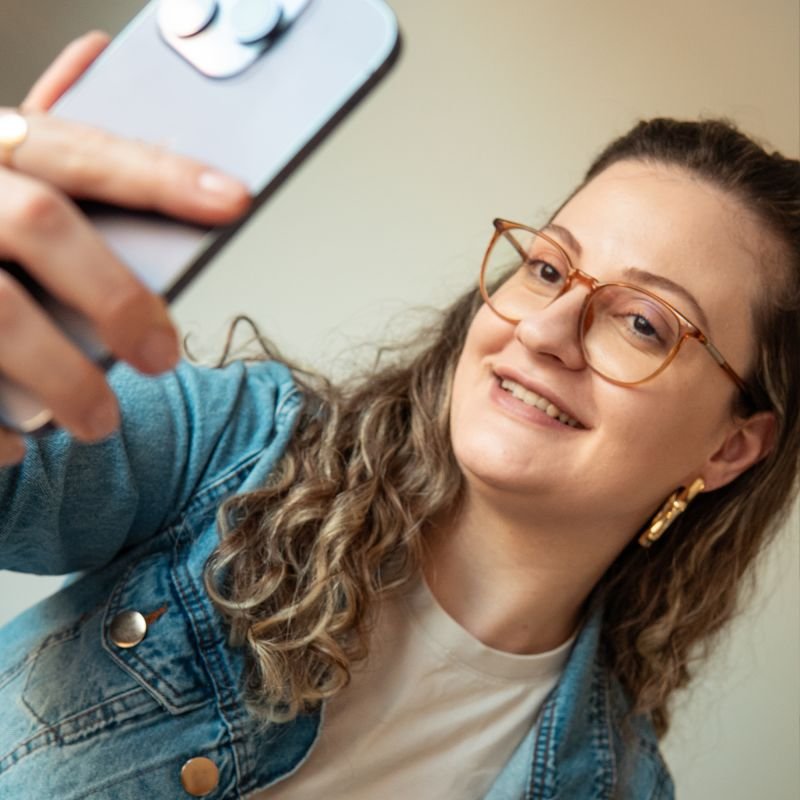 Argola Millenium folheada a ouro 18k