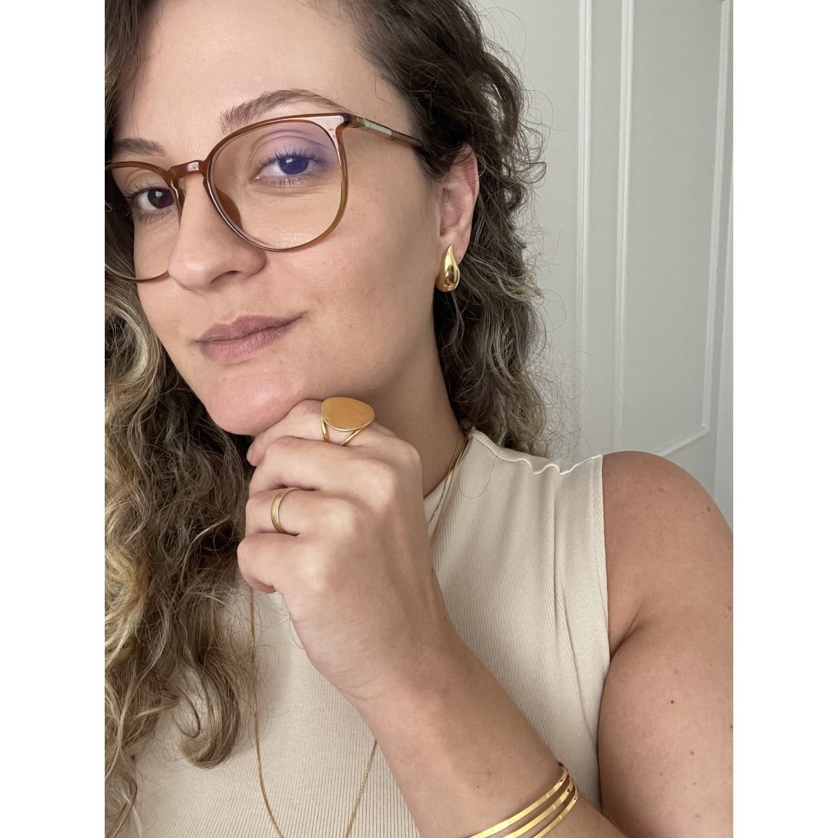 Brinco de vírgula extra grande folheado a ouro 18k