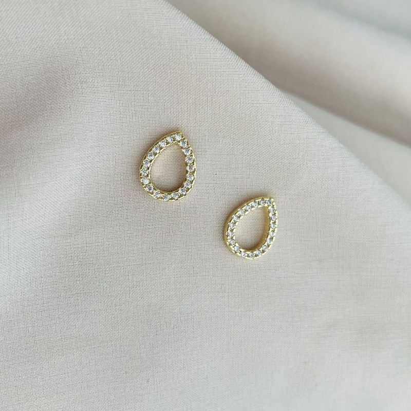 Conjunto Gravatinha de Gota Vazada folheado a ouro 18k
