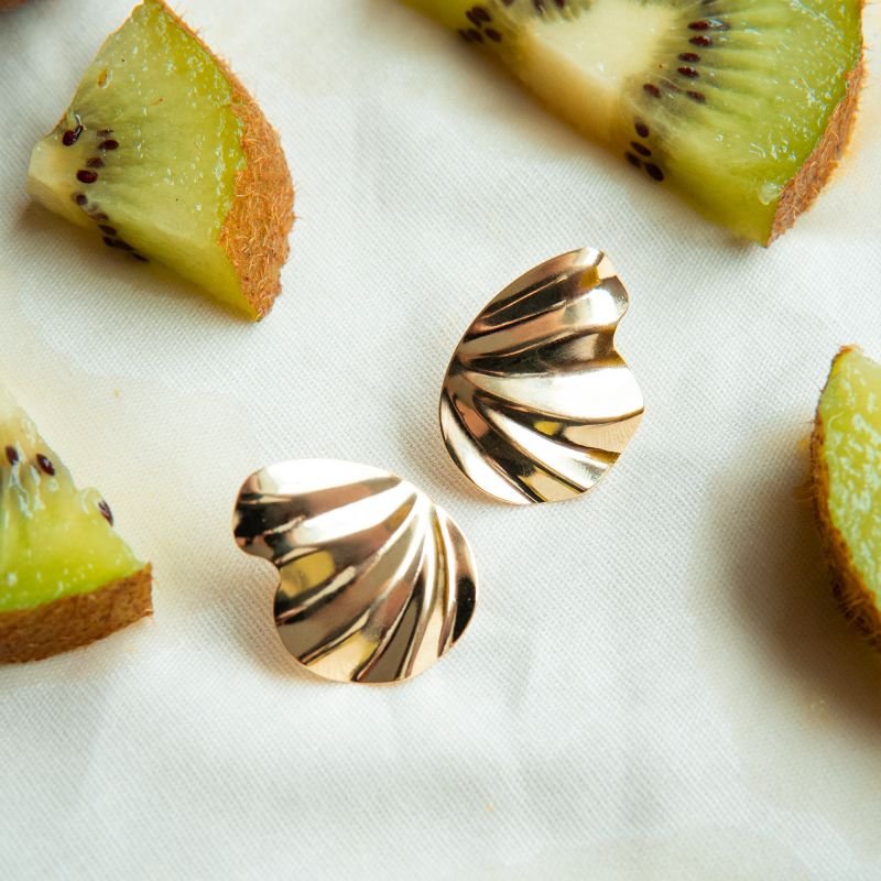 Brinco borboleta folheado a ouro 18k