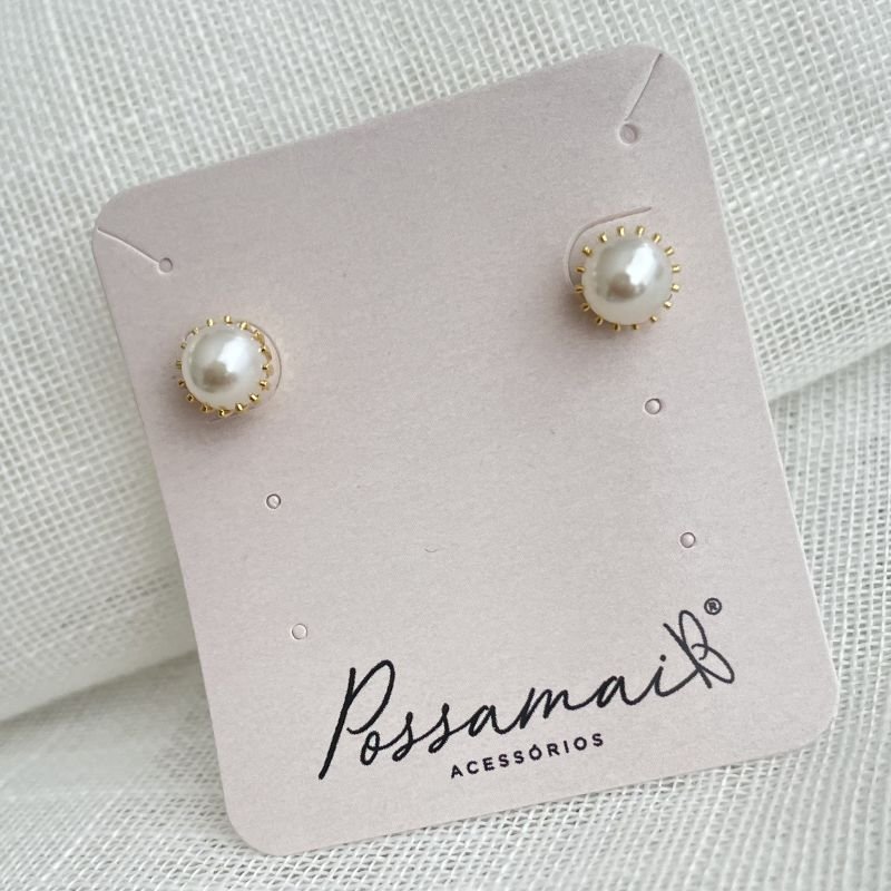 Brinco pérola com garras folheado a ouro 18k