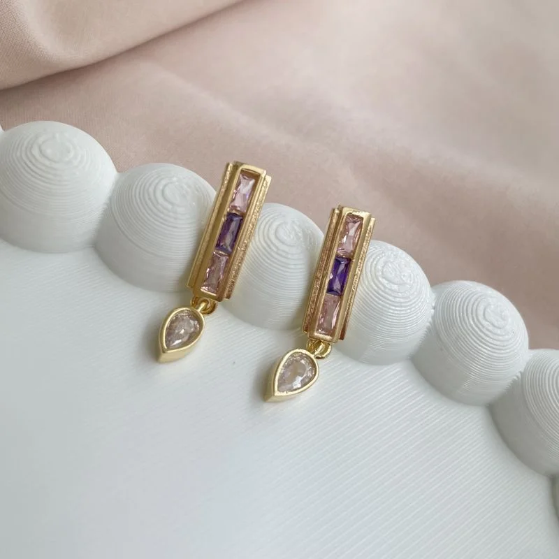 Brinco Princesa folheado a ouro 18k