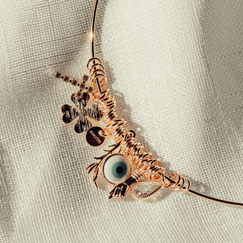 Choker Amuleto da Sorte folheada a ouro 18k