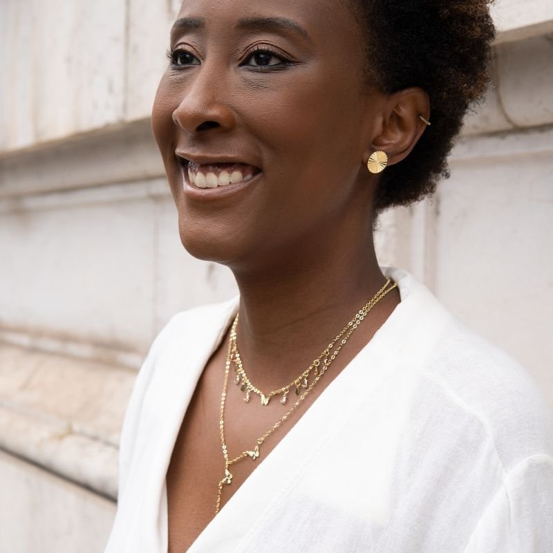 Choker de borboleta com zircônias coloridas folheada a ouro 18k