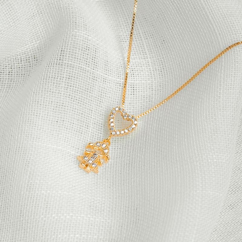 Colar de coração vazado de menina folheado a ouro 18k