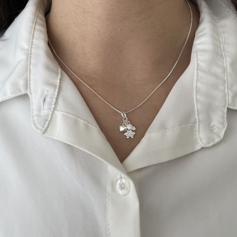 Colar de filha personalizável com plaquinha de nome folheado a prata - 2 dias úteis para entrega