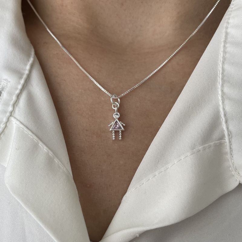 Colar de filha personalizável com plaquinha de nome folheado a prata - 2 dias úteis para entrega