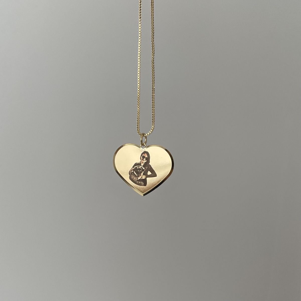 Colar Memórias Felizes folheado a ouro 18k - 2 dias úteis para envio