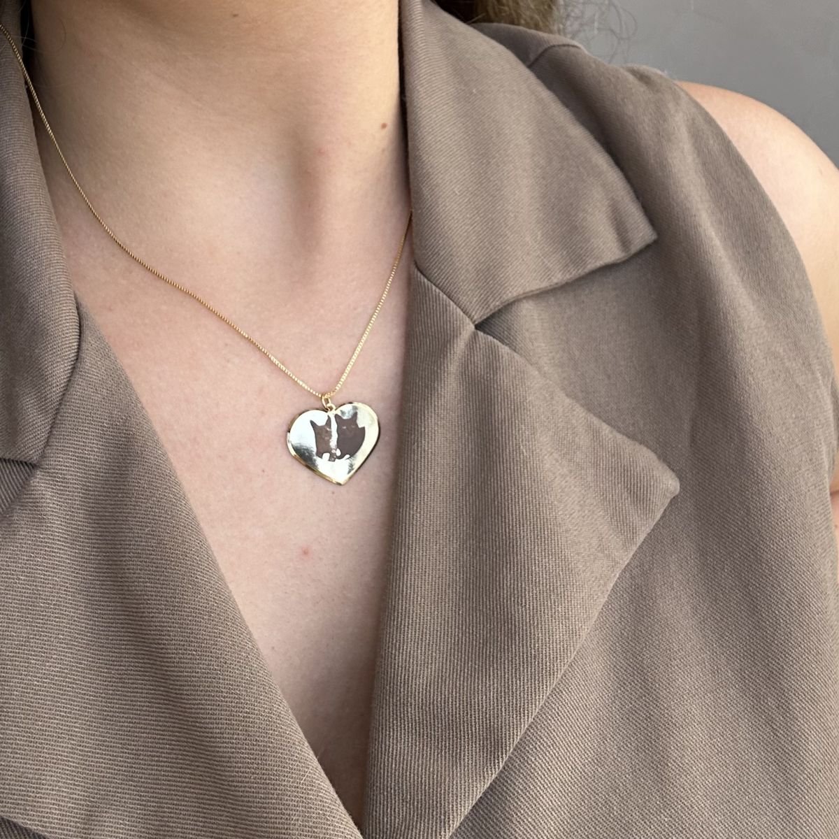 Colar Memórias Felizes folheado a ouro 18k - 2 dias úteis para envio