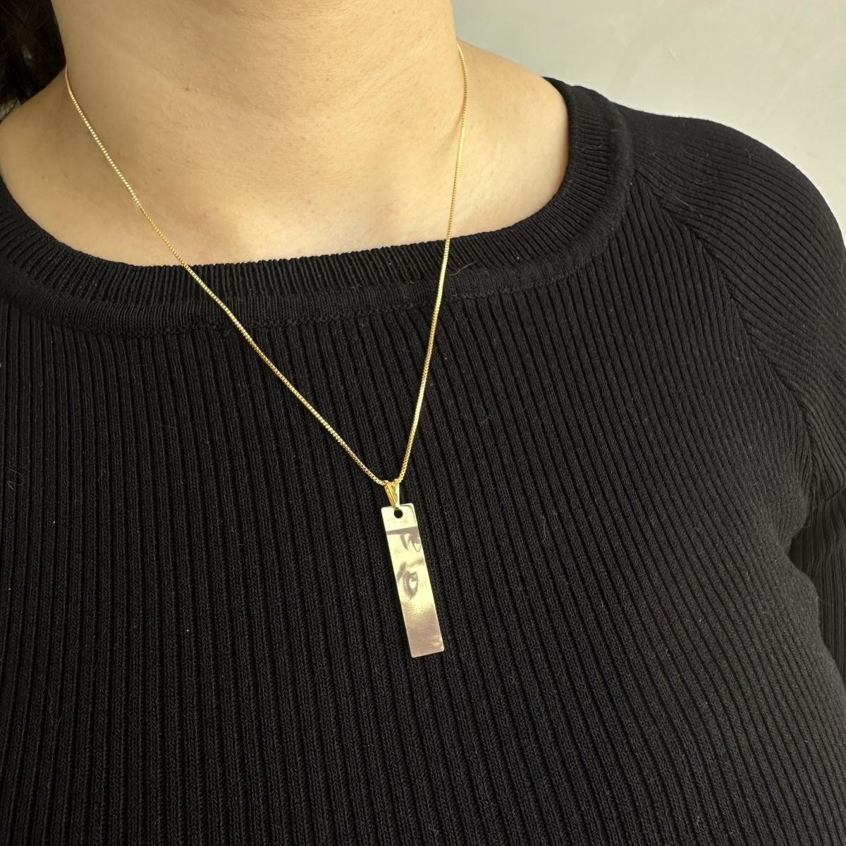 Colar Olhar folheado a ouro 18k - 2 dias úteis para envio