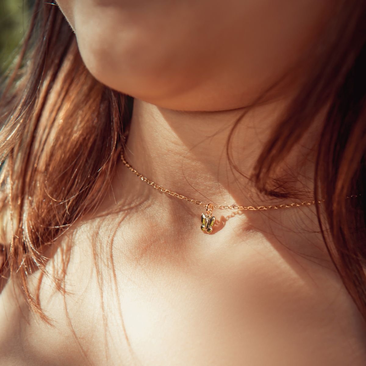 Colar infantil de borboleta folheado a ouro 18k
