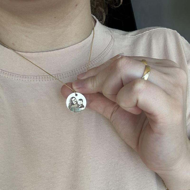 Colar Laço Eterno folheado a ouro 18k - 3 dias úteis para envio
