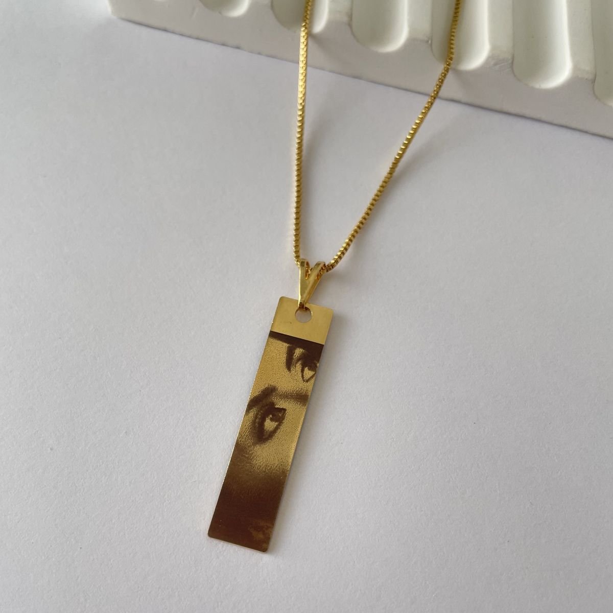 Colar Olhar folheado a ouro 18k - 2 dias úteis para envio