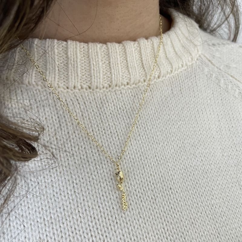 Colar Rosa escrito Mãe folheado a ouro 18k