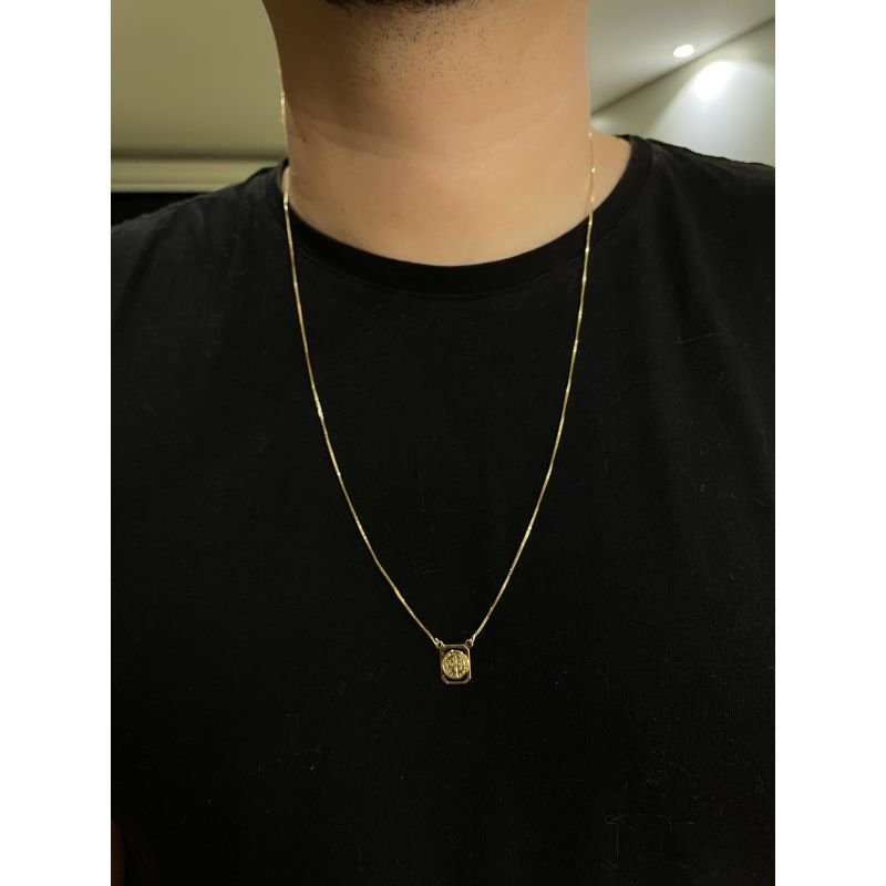 Escapulário de São Bento folheado a ouro 18k