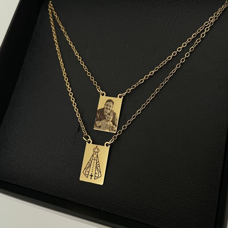 Escapulário em Aço Inoxidável dourado personalizado com foto e Nossa Senhora Aparecida - 2 dias úteis para envio