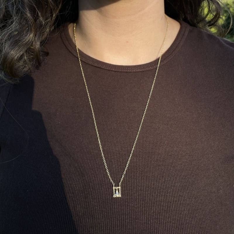 Escapulário Nossa Senhora com Crucifixo Folheado a Ouro 18k – Fé, Proteção e Devoção