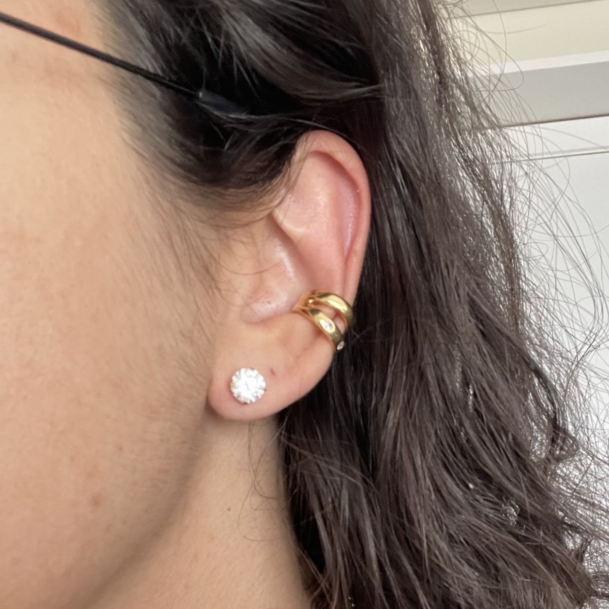Piercing duplo com pontos em zircônias folheado a ouro 18k