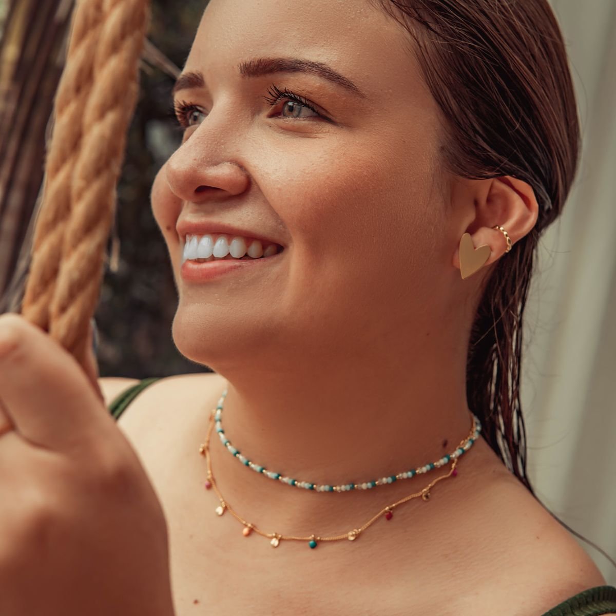 Piercing fake de bolinhas folheado a ouro 18k