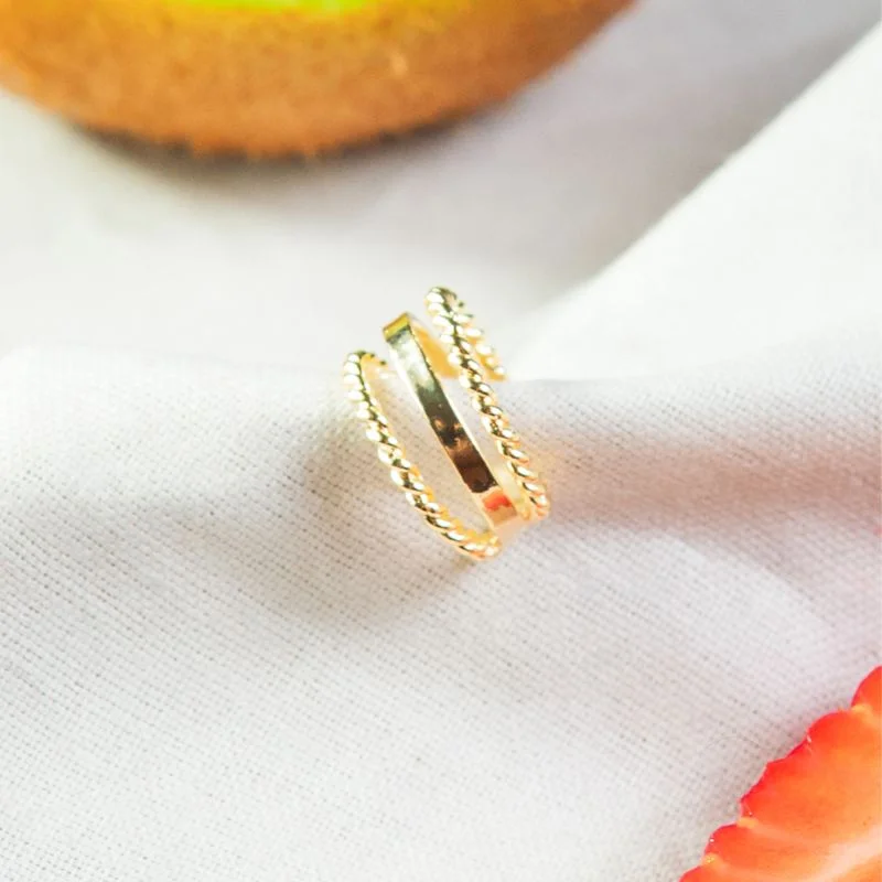 Piercing fake três linhas folheado a ouro 18k