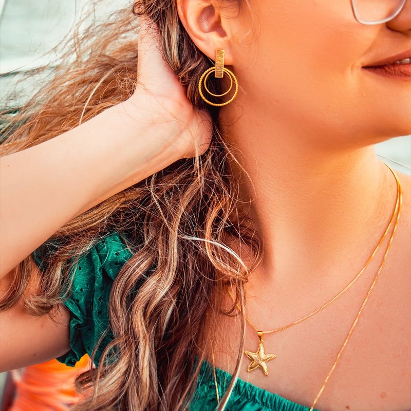 Pingente de Estrela do Mar folheado a ouro 18k