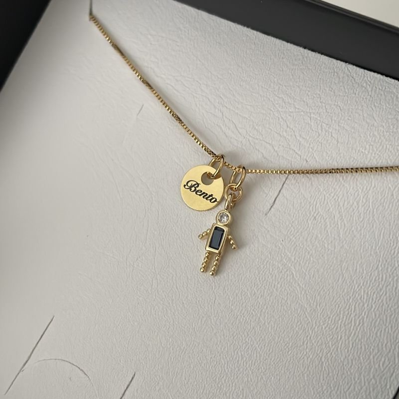 Colar de filho personalizável com plaquinha de nome folheado a ouro 18k - 3 dias úteis para entrega