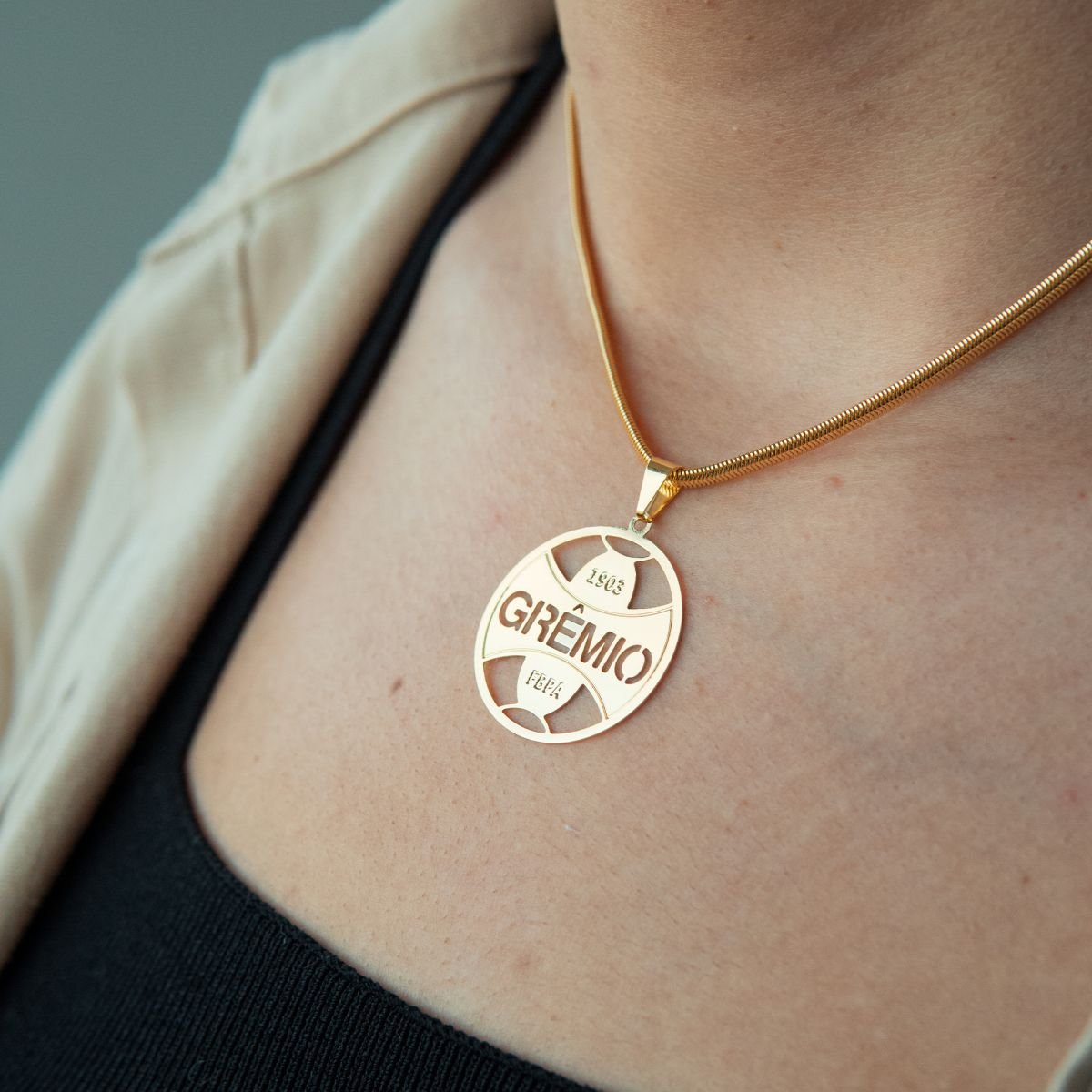 Pingente do Grêmio de corte a laser folheado a ouro 18k