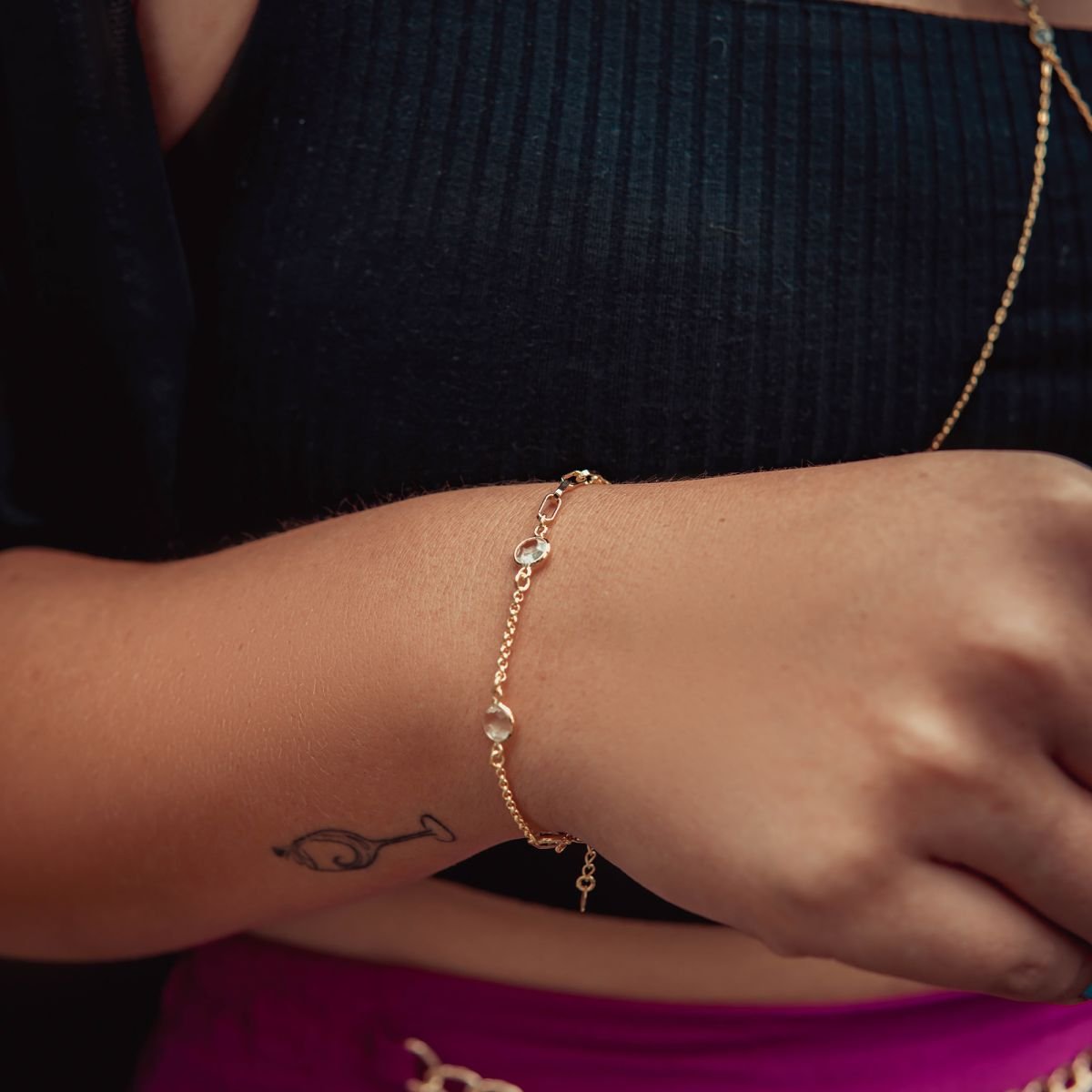 Pulseira de elos cartier e zircônias transparente 2 em 1 folheada a ouro 18k