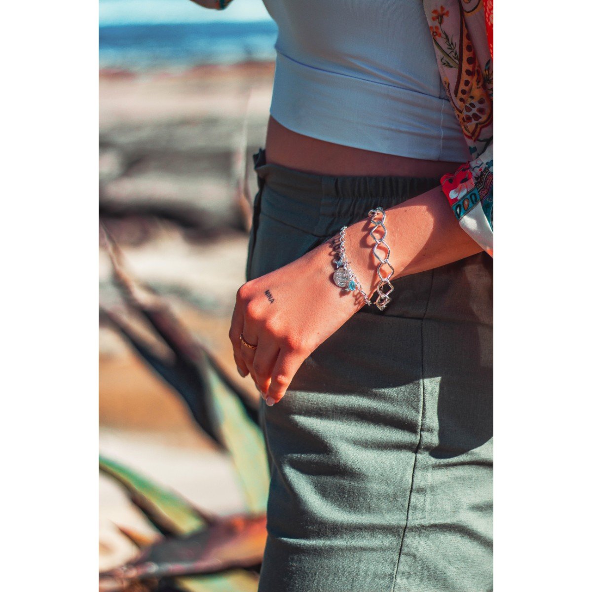 Pulseira Elos Groumet com Fios Longos folheado a prata