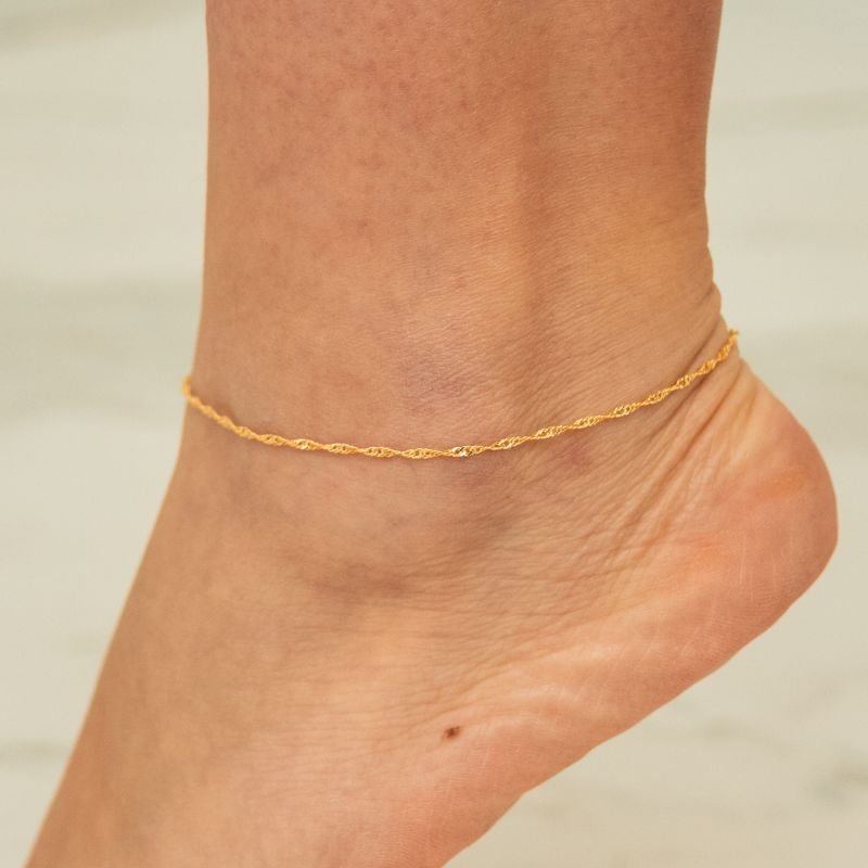 Tornozeleira singapura folheada a ouro 18k